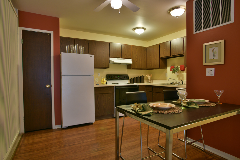 Dining/Kitchen in the Crescent style at Grand Bend Club